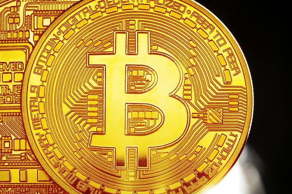 Décryptez l'univers du bitcoin et des cryptomonnaies en 2024